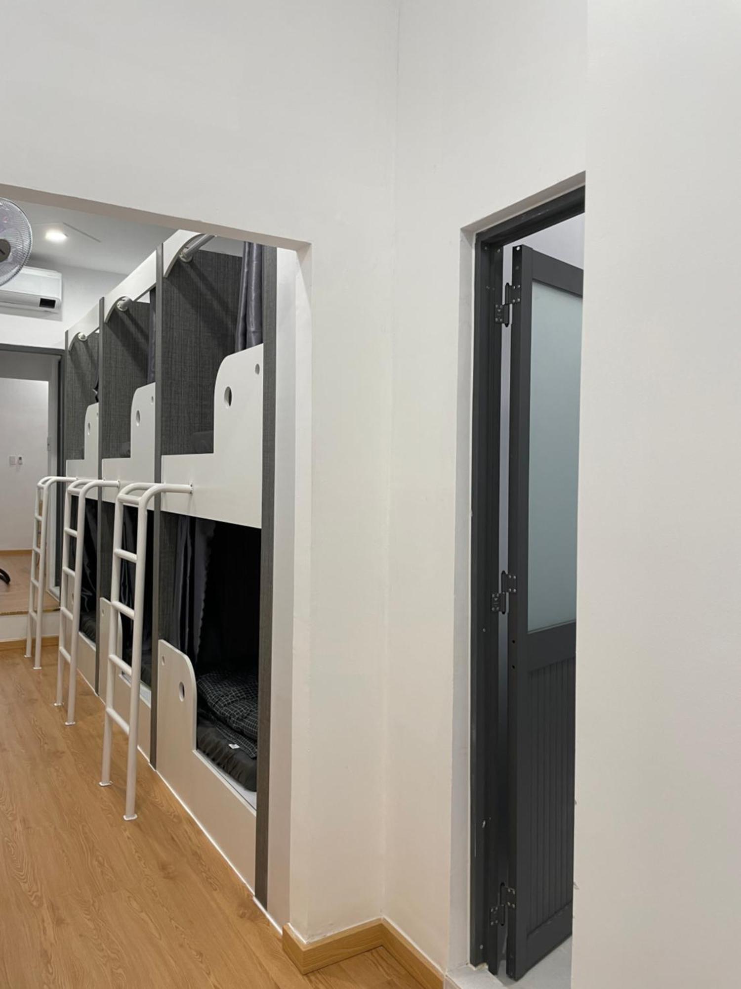 Alphabet Home Capsule Hô Chi Minh-Ville Extérieur photo